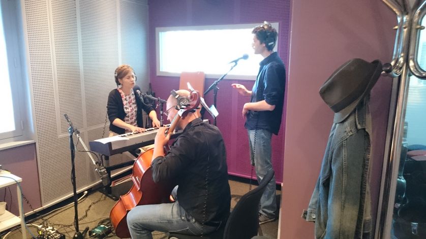 Léopoldine HH, Maxime Kerzanet et Franck George dans La Grande Table d'été