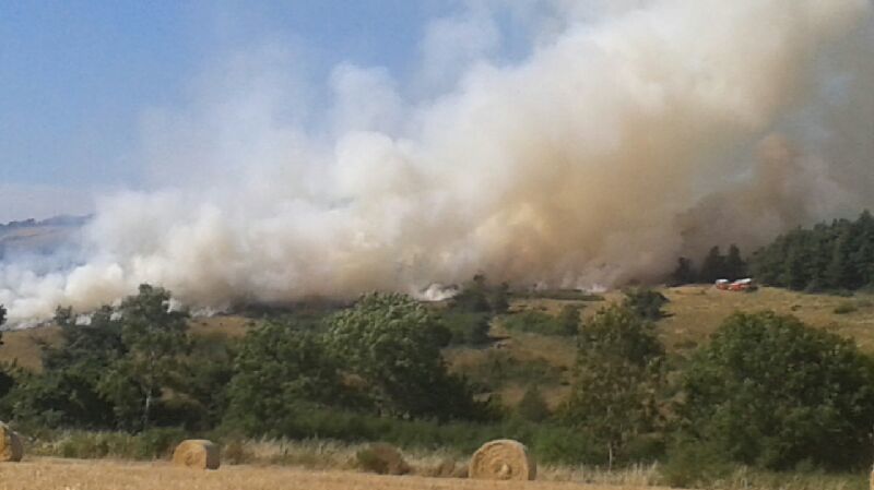 Gros incendie de forêt à Aydat