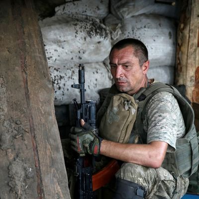 Un soldat ukrainien près de Donetsk, en Ukraine, le 12 août 2016.