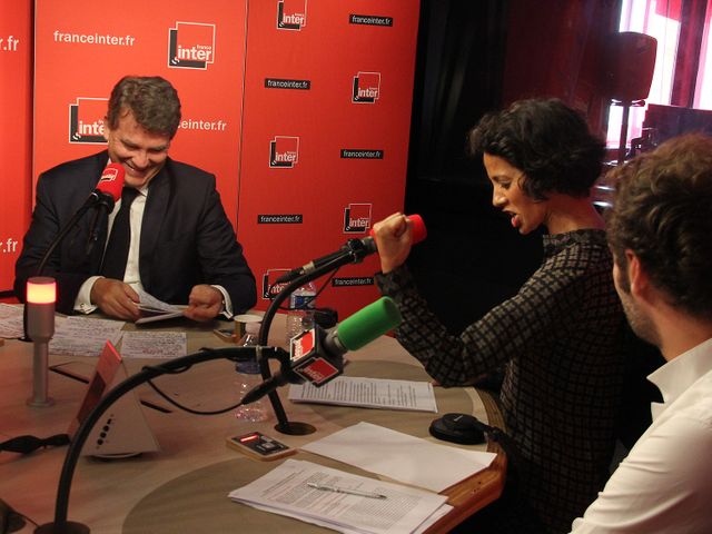 Arnaud Montebourg et Sophia Aram