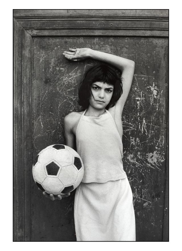 La bambina con il pallone - Palerme - 1980
