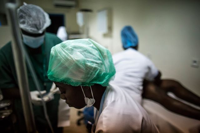 Les infirmiers et médecins sont mobilisés pour soigner les blessés
