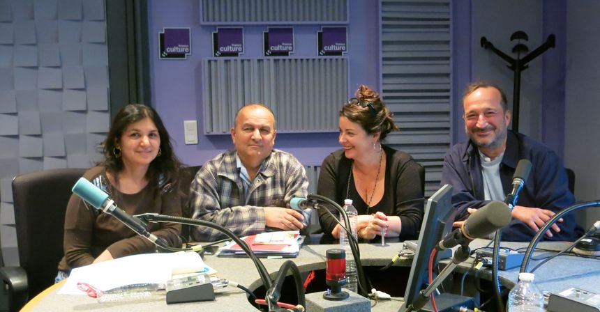 France Culture., studio 153... Délia et Alexandre Romanès, cirque-tzigane & Aline Pailler, Gilles Paris, auteur du livre "Autobiographie d'une courgette” (de g. à d.)