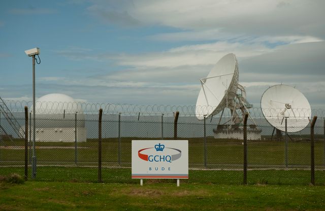 Le centre de surveillance électronique de Bude en Angleterre, où selon Edouard Snowden les services britanniques interceptent les télécommunications qui arrivent par câbles sous-marins.