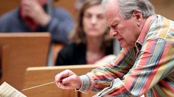 le chef d'orchestre Neville Marriner