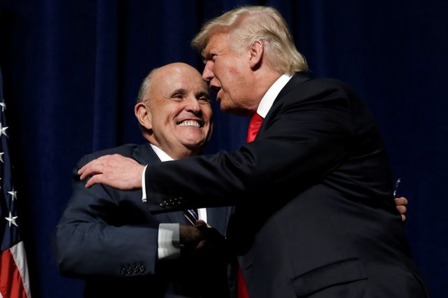 #USA 2016 : Rudolph Giuliani, fervent soutien de Trump, jusqu'au bout