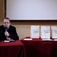 L'auteur et éditeur suisse Bernard Comment présente le livre « Vincent Van Gogh : le carnet de croquis d'Arles Perdu » à Paris, le 15 novembre 2016