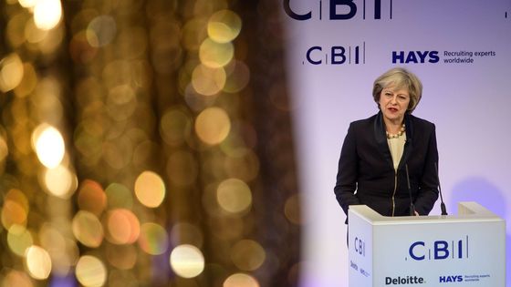 Theresa May devant la Confederation of British Industry (CBI) lors d''une conference à Grosvenor House à Londres ©Sipa - SIPANY