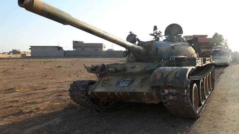 Mossoul : prise de guerre de la 9ème division blindée irakienne : un char T55 de l'EI