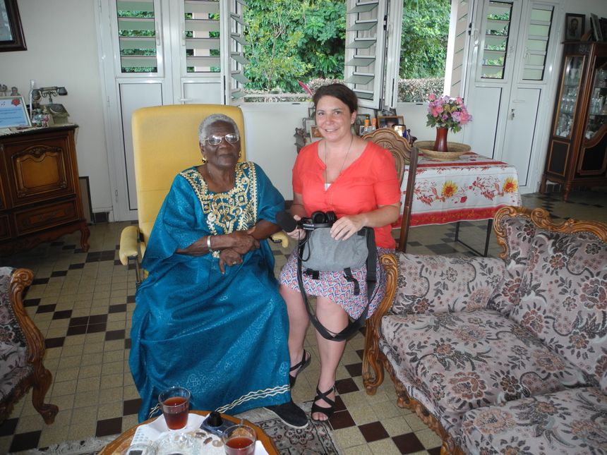 Mme Germaine Attelly