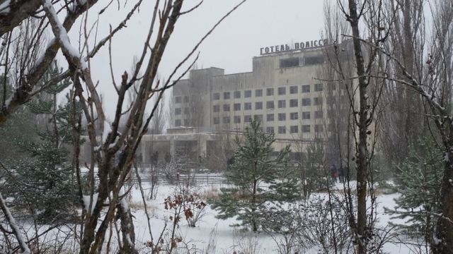 Logements (vides) à Pripiat. La forte radioactivité ambiante empêche le repeuplement de la ville.