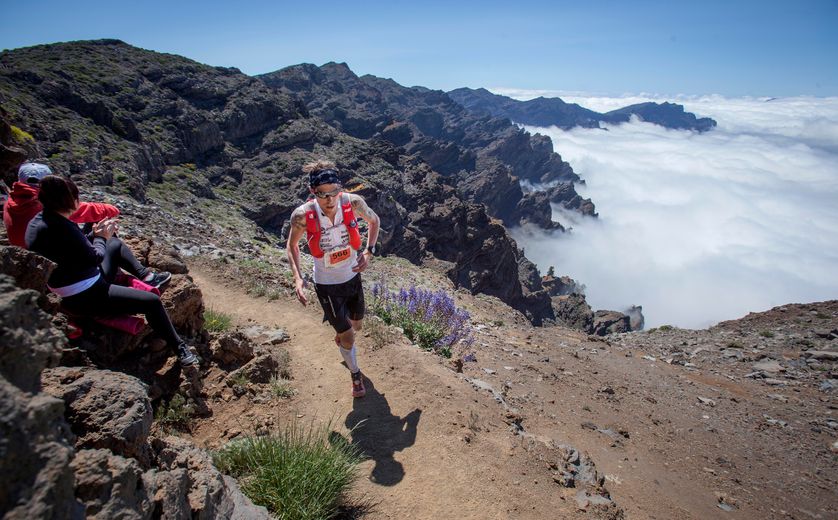 Un compétiteur de la Transvulcania, île de la Palma ( Canaries, Espagne) 7 mai 2016. Un trail long de 74,3 km pour un dénivelé positif de 4350 mètres.