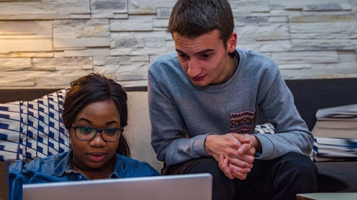 Clicnjob Le Site Qui Voudrait Rapprocher Les Jeunes De L Emploi