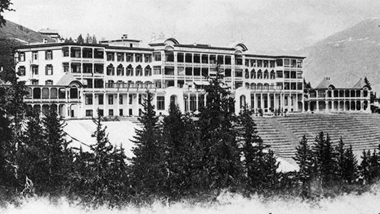 Le sanatorium Schatzalp à Davos vers 1900. - Wiki
