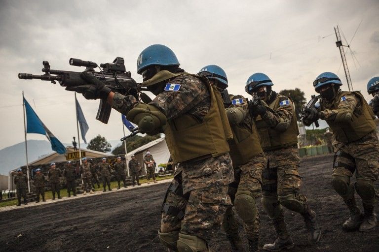 Soldats guatémaltèques membres de la mission de maintien de la paix en République démocratique du Congo (MONUSCO) en exercice à Sake en RDC, 12 juillet 2016