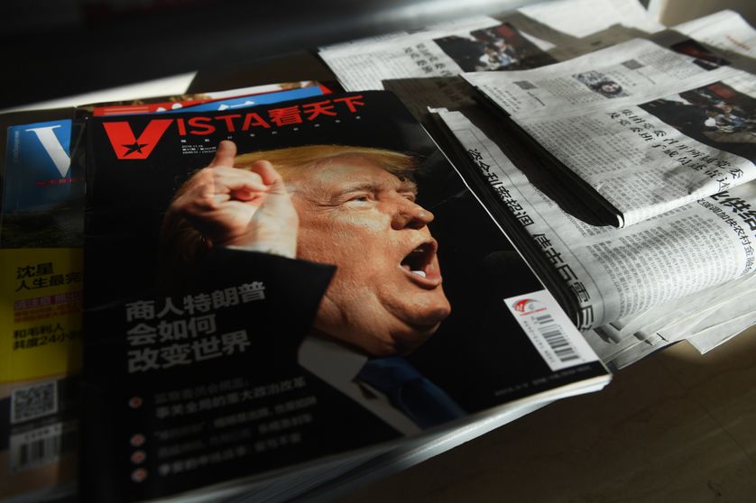 Le président américain Donald Trump, en couverture d'un magazine chinois