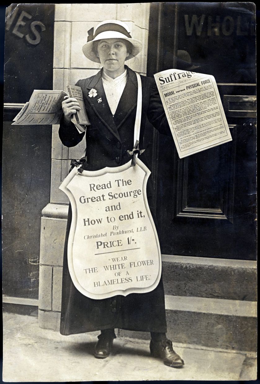 WOMEN'S RIGHTS/NEWSPAPER