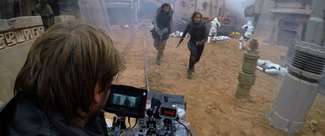 Diego Luna, Felicity Jones, Gareth Edwards