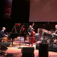 Shai Maestro, Jorge Roeder, Ziv Ravitz au studio 104 le 06 décembre 2016