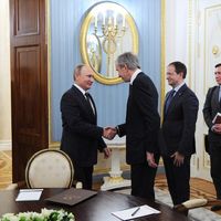 Vladimir Poutine et Bernard Arnault le 24 novembre 2016 à Moscou