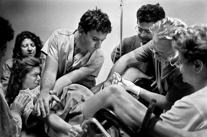 Patrizia gives birth to Marta, Palermo, 1995