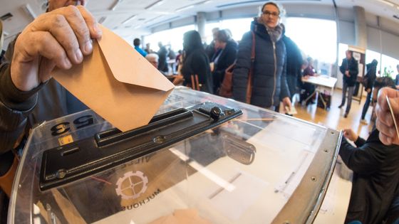 Un bureau de vote à Mulhouse, lors de la primaire de la droite, le 20 novembre 2016. ©AFP - Sébastien Bozon