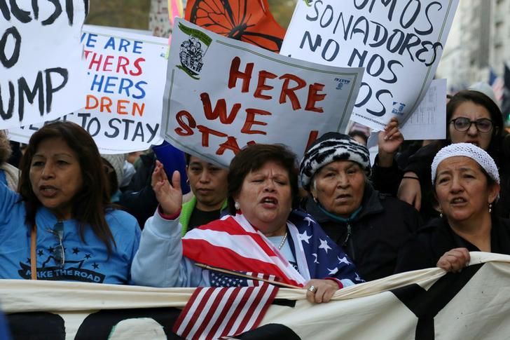 Une marche des femmes contre le président élu Donald Trump à Manhattant à New York, le 13 novembre 2016