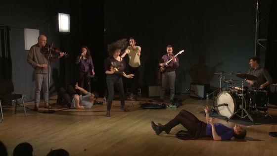Les Cachalots sur scène par Corinne Dardé