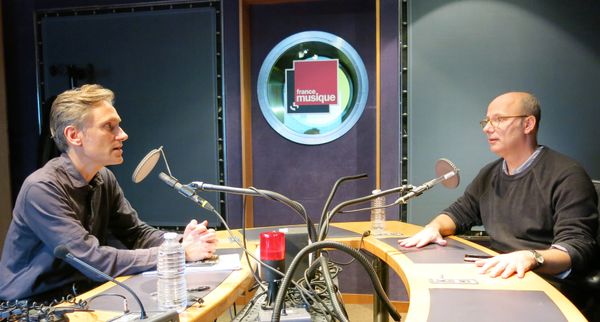 France Musique, studio 142... le producteur Philippe Venturini & Esteban Buch, directeur d’études à l’Ecole des Hautes Etudes en Sciences Sociales de Paris (de g. à d.)