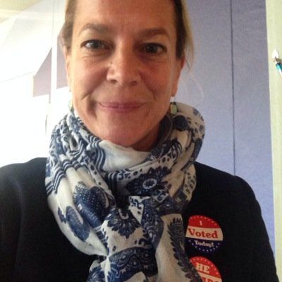 Image du profil Twitter de Bethany Wiggin, la coordinatrice de #DataRefuge