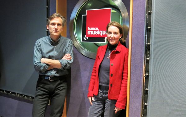 France Musique, studio 142... le producteur Philippe Venturini & Claire Paolacci, historienne-musicologue, “Danse et musique” éd.Fayard