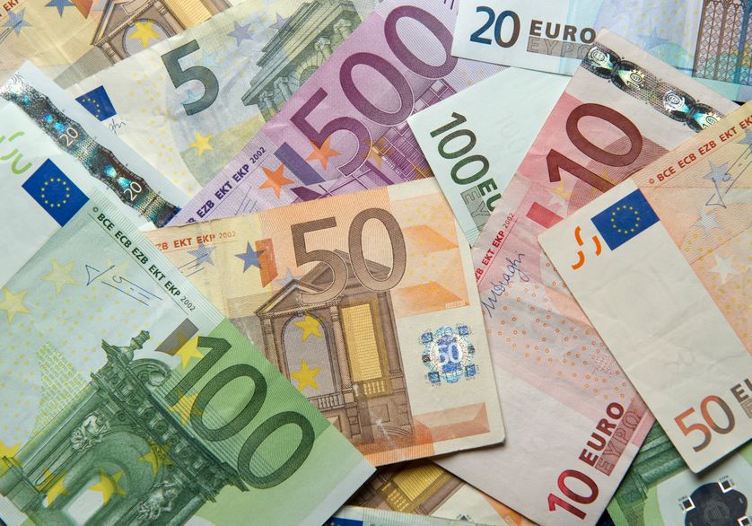 La zone euro va emprunter 900 milliards d'euros en 2017