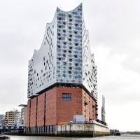 La Philharmonie de l'Elbe à Hambourg enfin inaugurée le 11 janvier 2017.