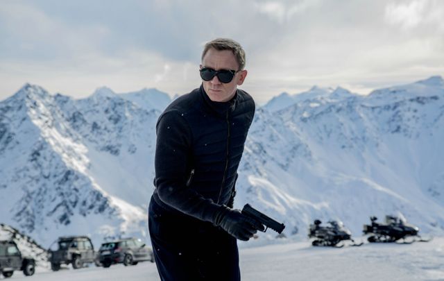 Daniel Craig portant les lunettes Vuarnet dans "Spectre" de Sam Mendes (2015)