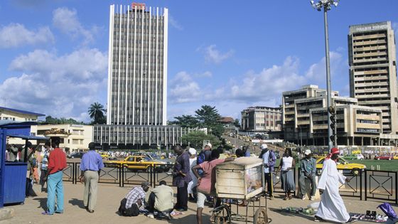 City center, Yaounde, Cameroon, 13/08/2012 ©AFP - YVAN TRAVERT / PHOTONONSTOP