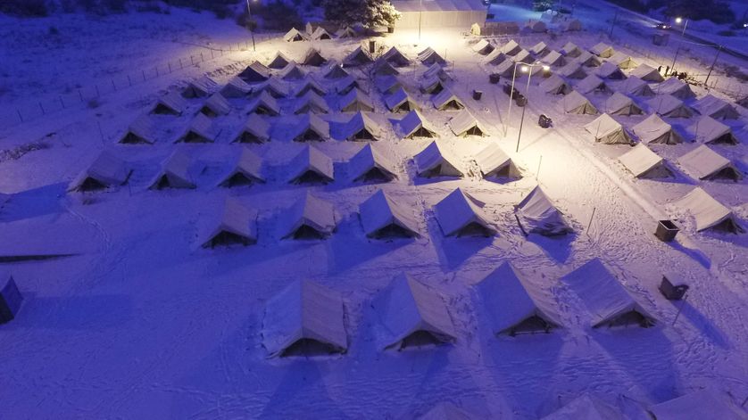 Outre ses problèmes de dette, la Grèce est en première ligne de la crise des réfugiés. Ici le camp de Vagiohori mi janvier 2017
