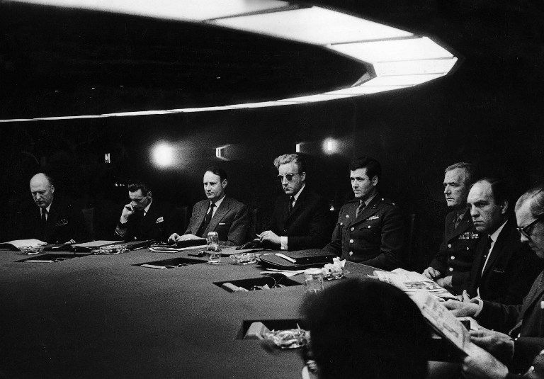 Réunion de crise dans Docteur Folamour par Stanley Kubrick