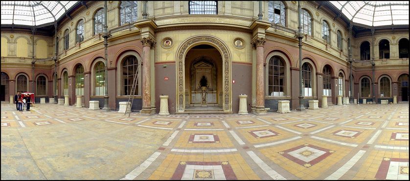 La cour intérieure de l'Ecole des Beaux-Arts à Paris