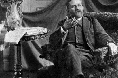 Le Général Boulanger, fondateur du boulangisme, que Mirbeau pourfendait Le Général Boulanger, fondateur du boulangisme, que Mirbeau pourfendait