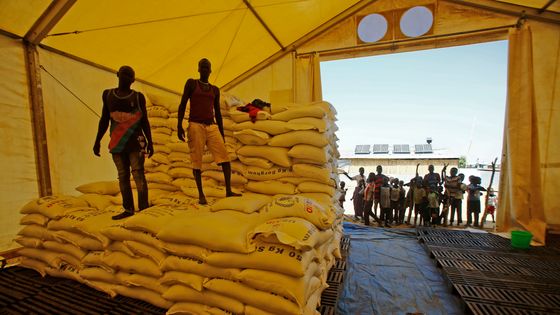 Des réfugiés venus du Soudan du Sud, dans un centre à Al-Eligat, au Soudan, le 27 février 2017 ©AFP - ASHRAF SHAZLY