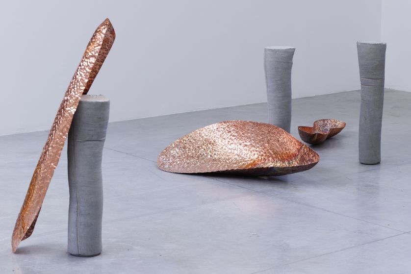 Vue de l’exposition « Sous le regard de machines pleines d’amour et de grâce », Palais de Tokyo