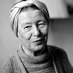 Portrait de Simone de Beauvoir en 1983 à Paris.