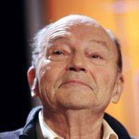 L'écrivain Michel Tournier participe à l'émission littéraire Vol de Nuit le 23 mai 2006 à Paris.