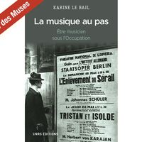 Couverture de "La musique au pas" de Karine Le Bail