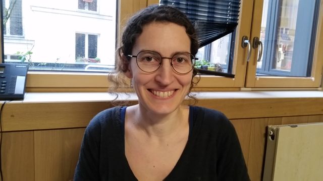 Agnès Rousseaux, journaliste au site "Basta !"