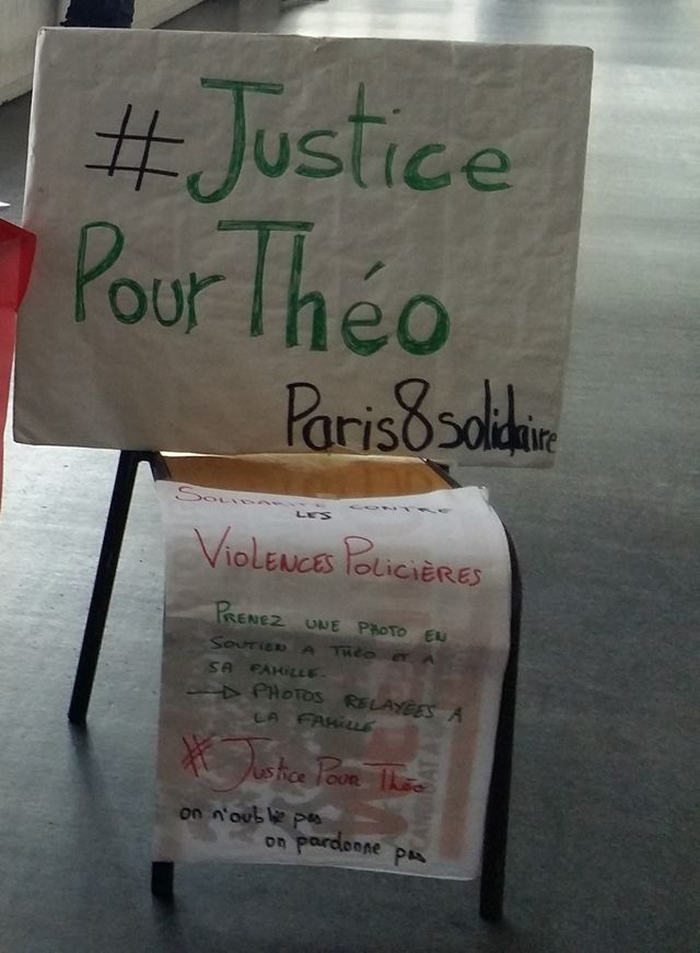 Affiche en soutien à Théo à l'université Paris 8.