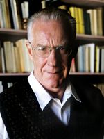 Portrait d'Alain Badiou en 1998.