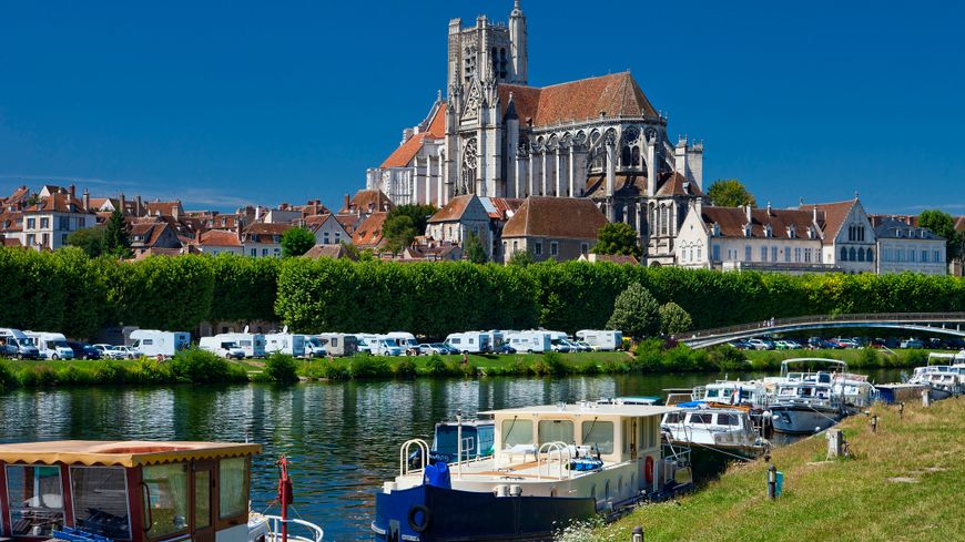 Les balades de Béatrice. A la découverte de l'Yonne