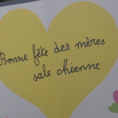 Capture d'écran - extrait du clip silencieux de lutte contre la cyberviolence