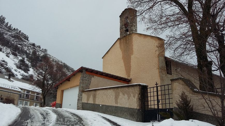 L'église du village de La Rochette (475 habitants)